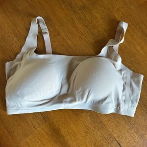 NAKED SCOOP BRALETTE